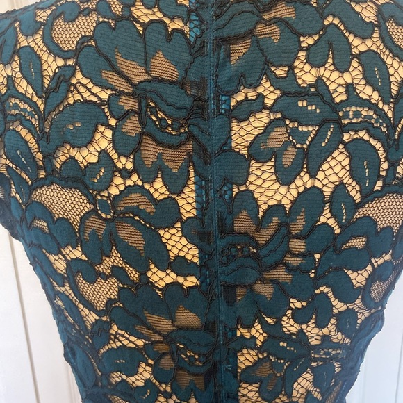 Beautiful Eliza J formal gown - Picture 6 of 10